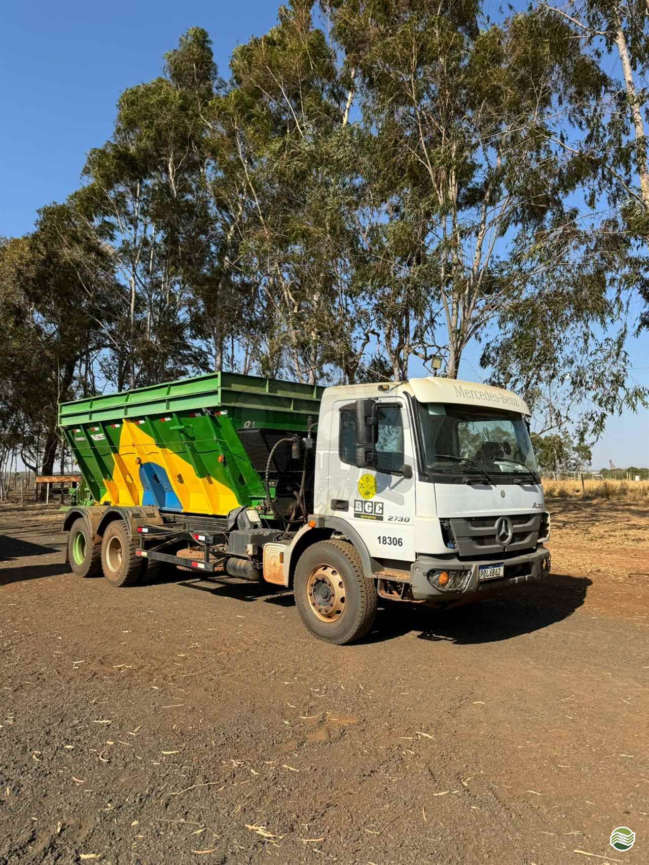 CAMINHAO MERCEDES-BENZ MB 2730 Distribuidor de Fertilizantes Truck 6x4 Consulting Agro ITUVERAVA SÃO PAULO SP